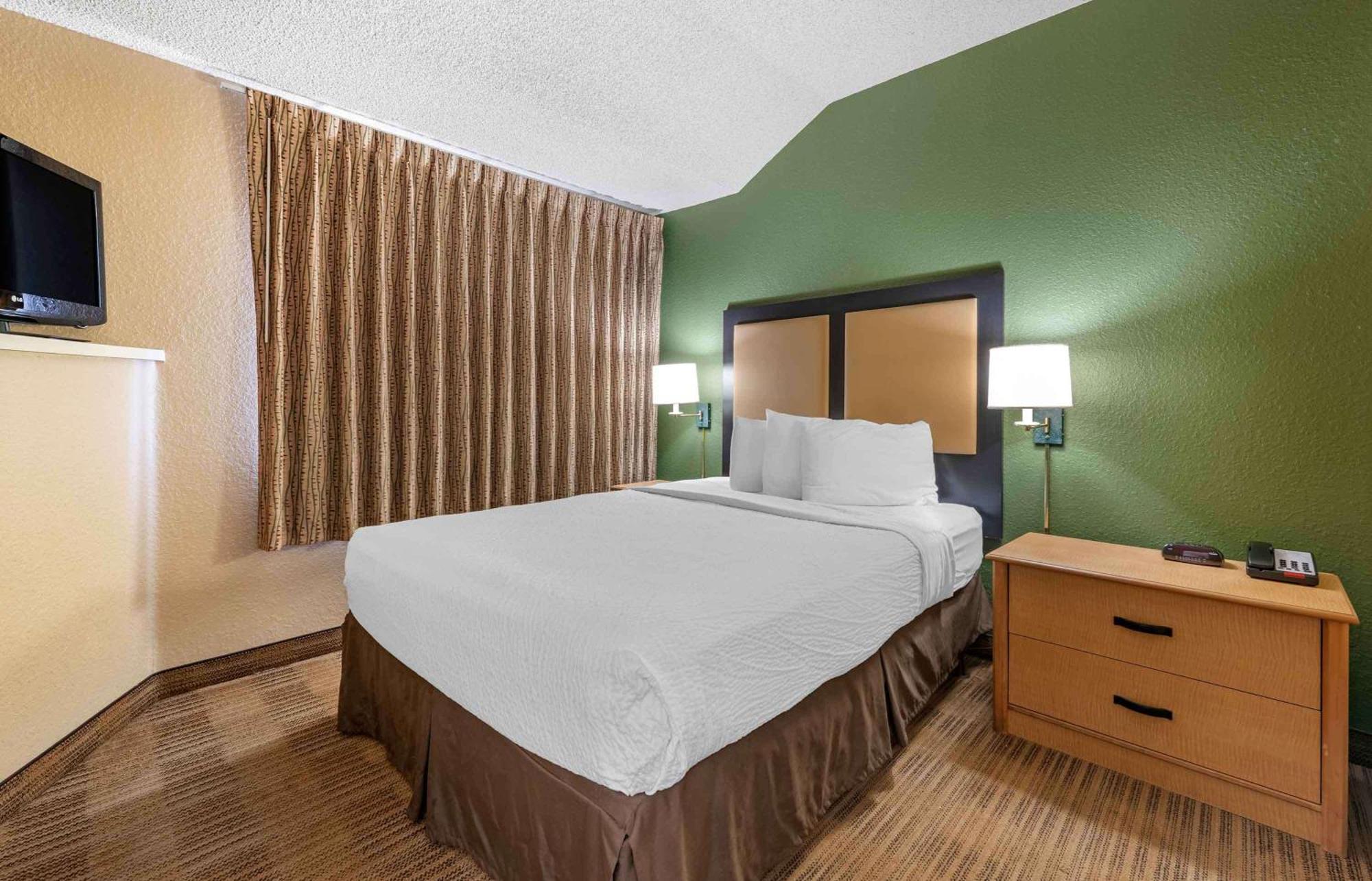 Extended Stay America Select Suites - Orlando - Lake Mary - 1040 Greenwood Blvd מראה חיצוני תמונה