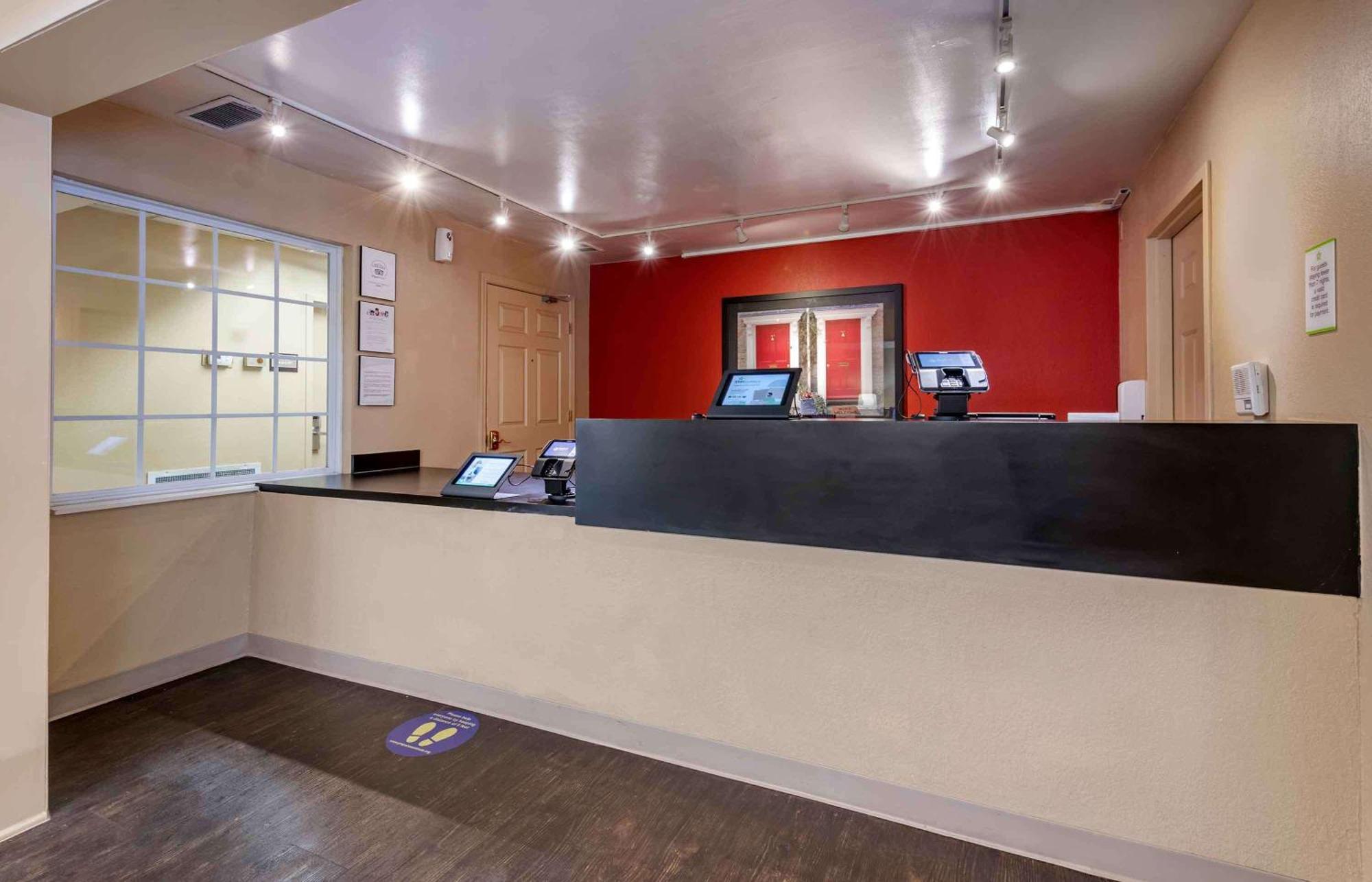 Extended Stay America Select Suites - Orlando - Lake Mary - 1040 Greenwood Blvd מראה חיצוני תמונה