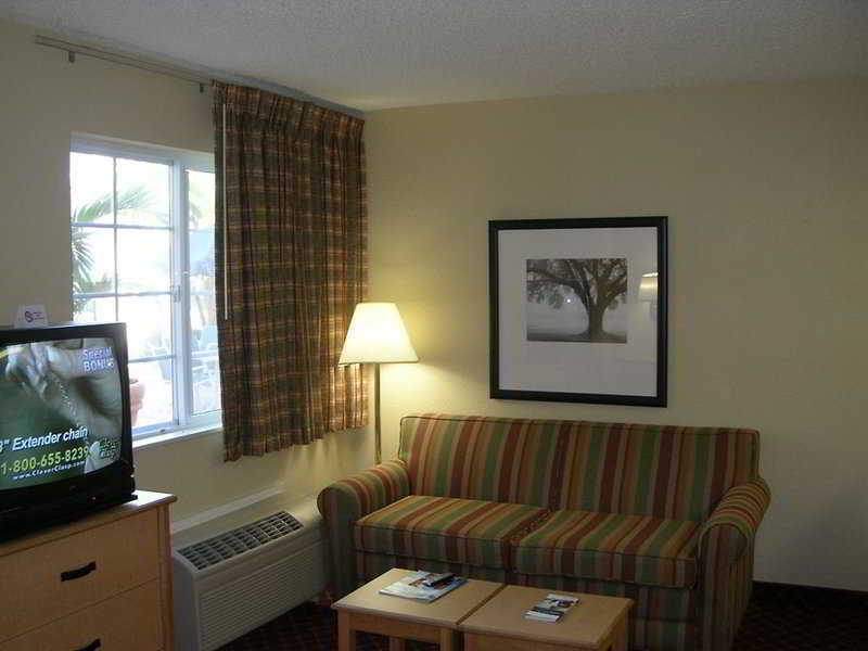 Extended Stay America Select Suites - Orlando - Lake Mary - 1040 Greenwood Blvd מראה חיצוני תמונה
